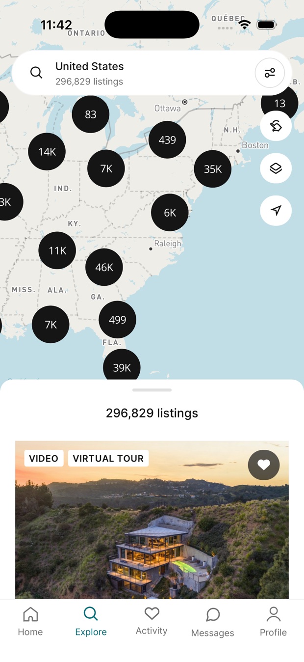 JamesEdition Explore map screen showing United States with around 300,000 listings and black cluster bubbles
